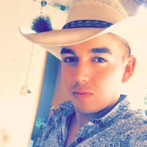 Meet your Posher, Luis